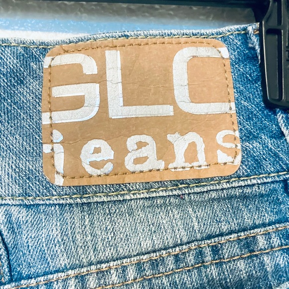 Glo Jeans Shorts (Medium Wash) - Picture 3 of 3
